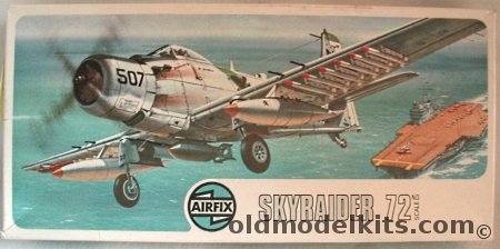 Airfix 1/72 Douglas A-1J Skyraider, 02030-7 plastic model kit